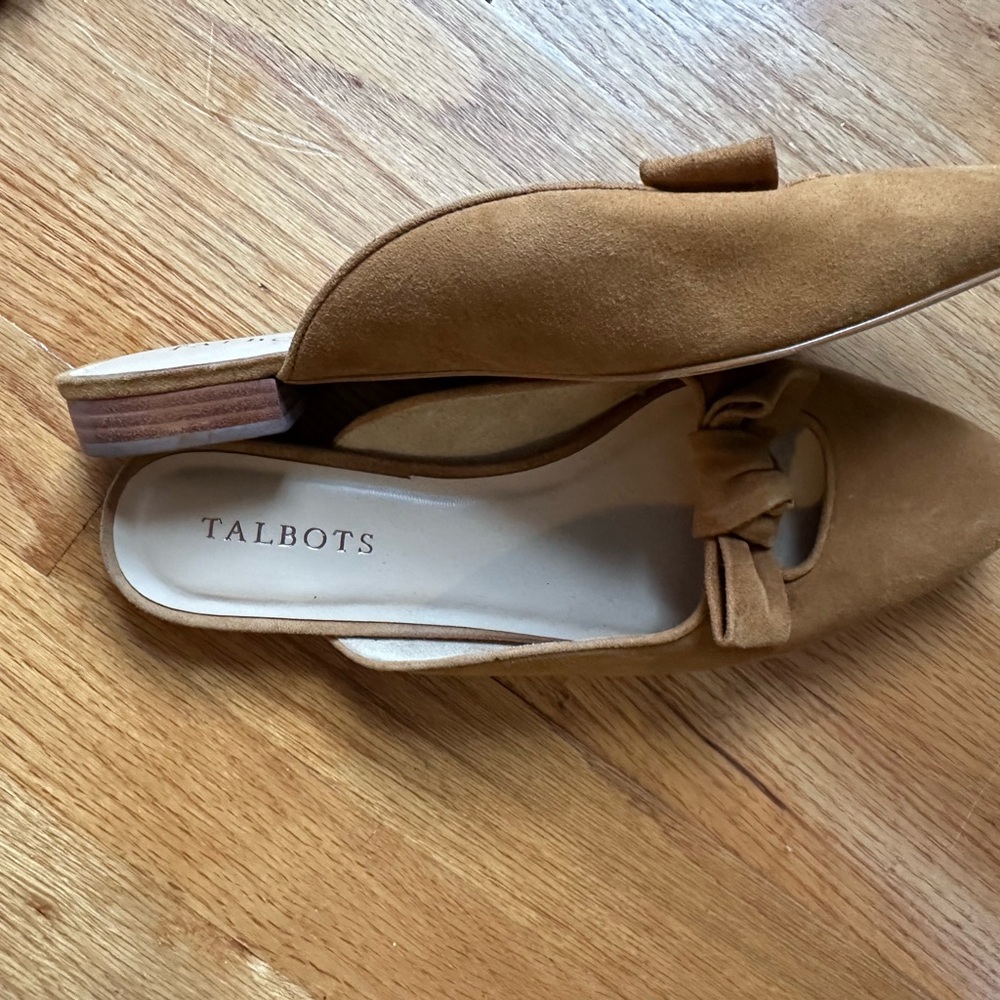 Talbots Tan Suede Mules Sophisticated Slip-On Style